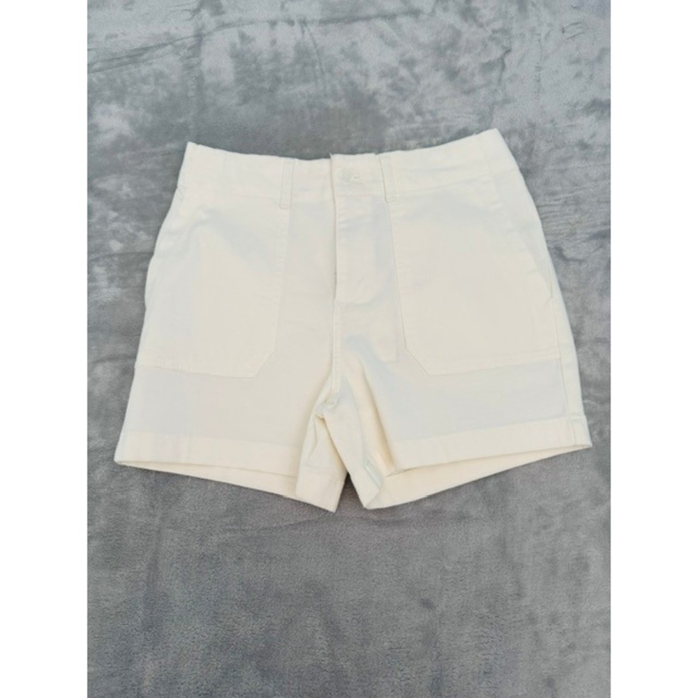 NWT Bagatelle Collection White Utility Shorts Women's 8 High Rise‎ Patch Pockets